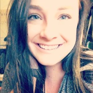 Meet your Posher, Cassy